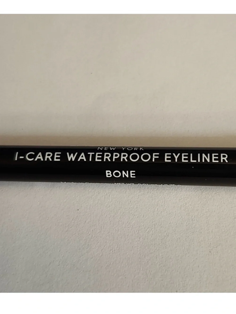 Laura Geller Waterproof Eyeliner Pencil in Bone Beauty Makeup